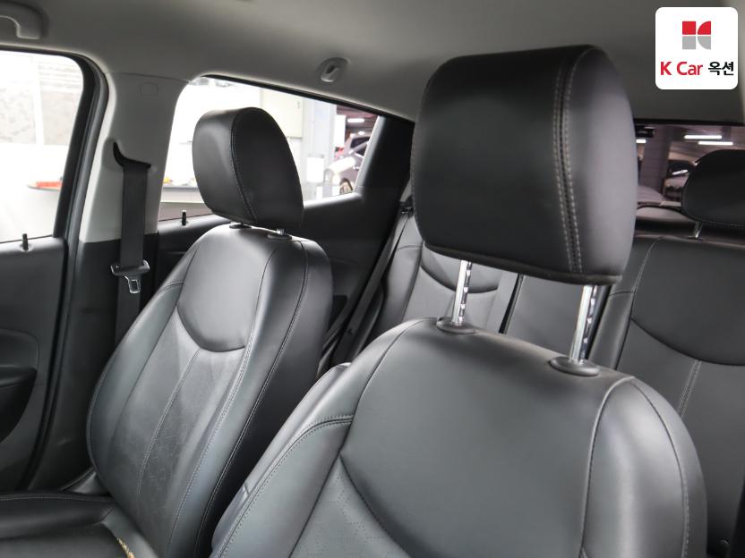 2017 - chevrolet spark