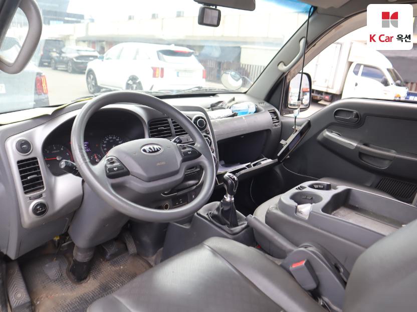 2019 - kia bongo iii