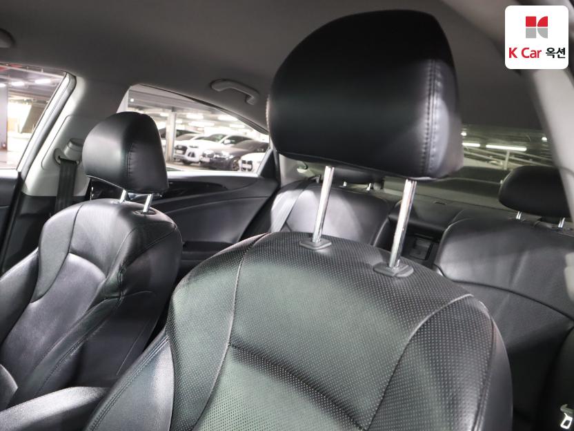 2011 - hyundai sonata
