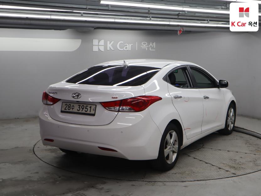 2013 - hyundai avante