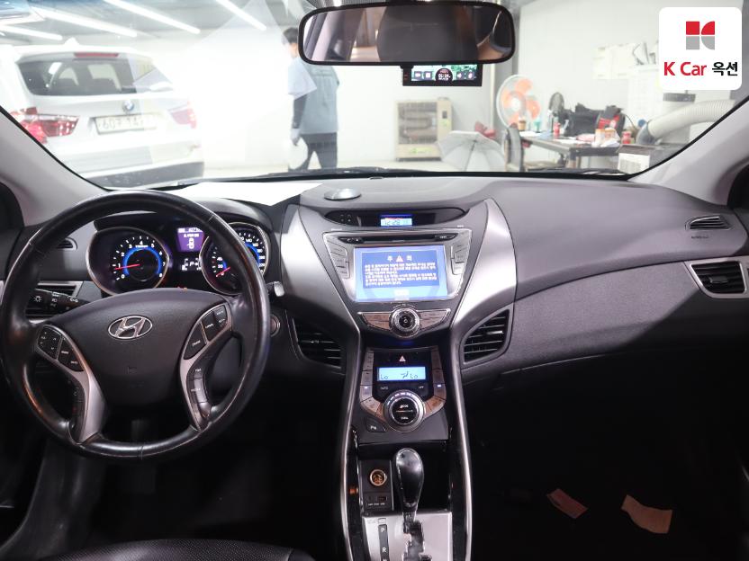 2013 - hyundai avante