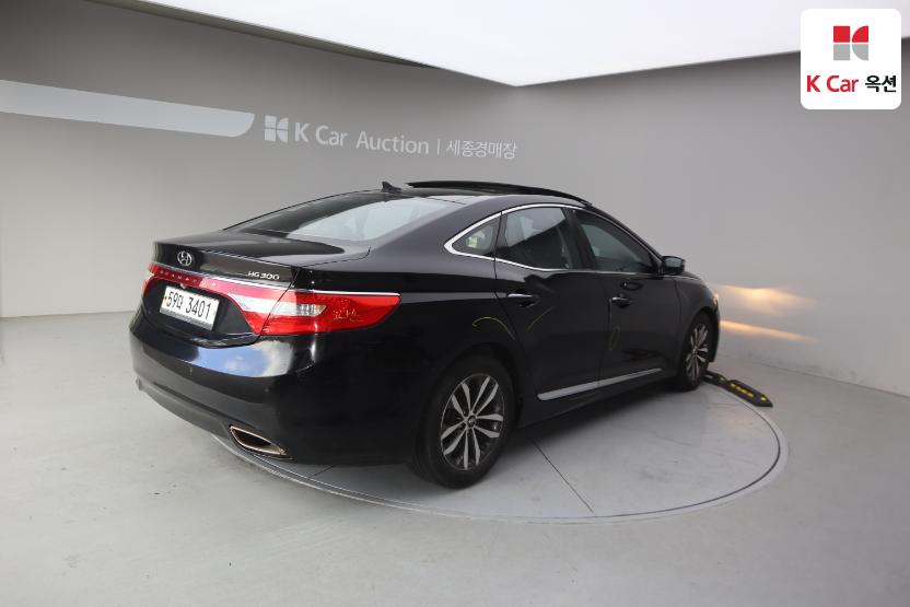 2011 - hyundai grandeur