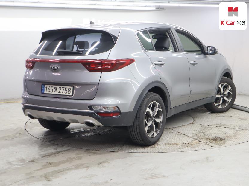 2022 - kia sportage