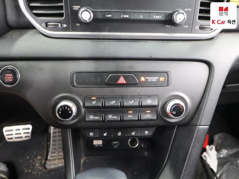 2022 - kia sportage