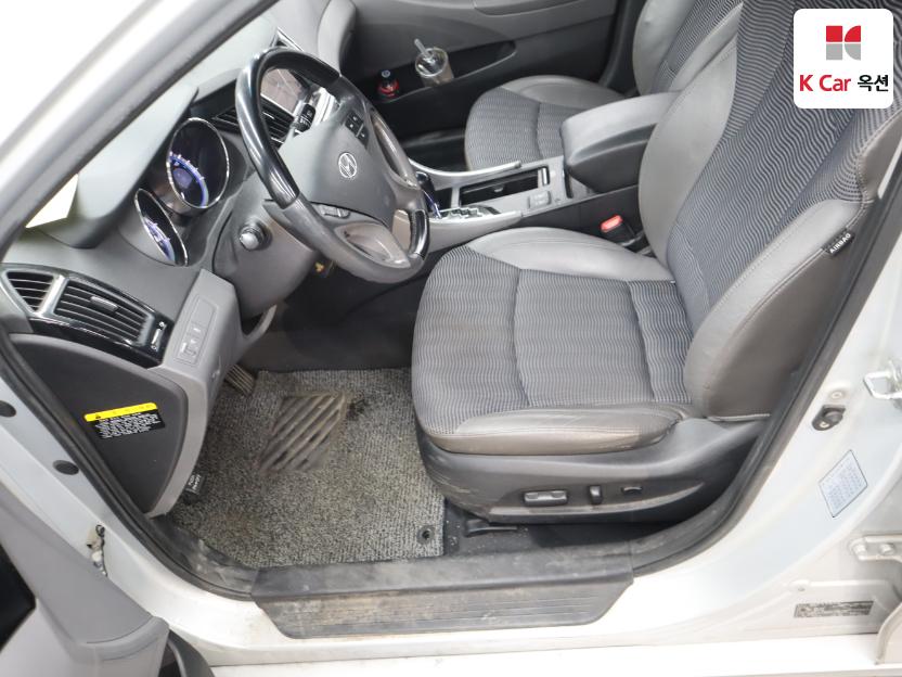 2010 - hyundai sonata