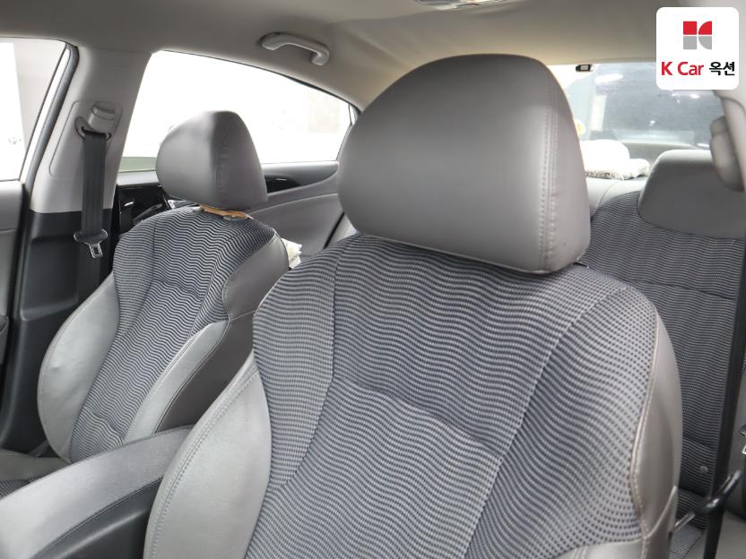 2010 - hyundai sonata