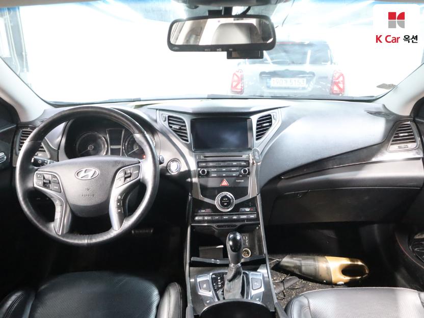 2016 - hyundai grandeur