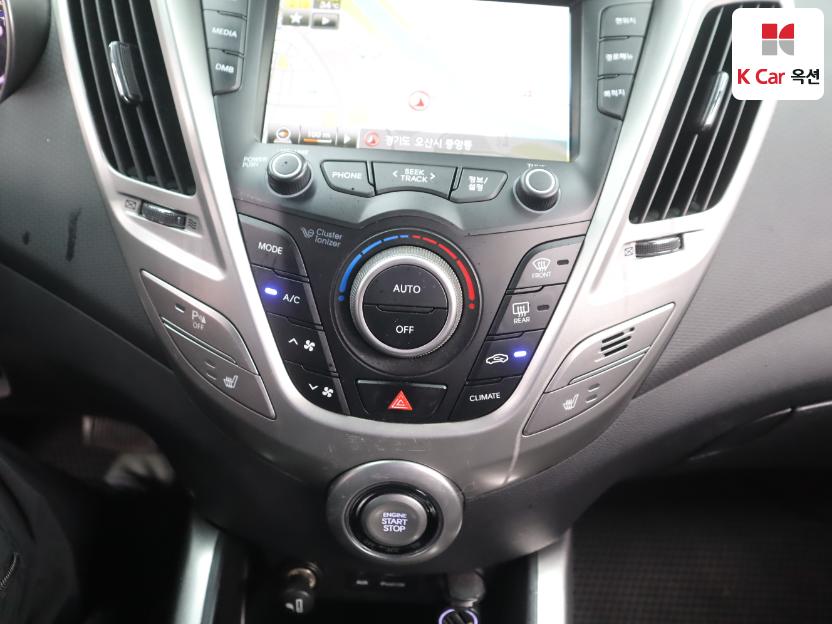 2014 - hyundai veloster