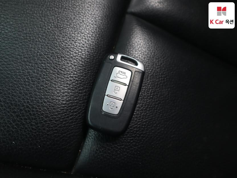 2014 - hyundai veloster