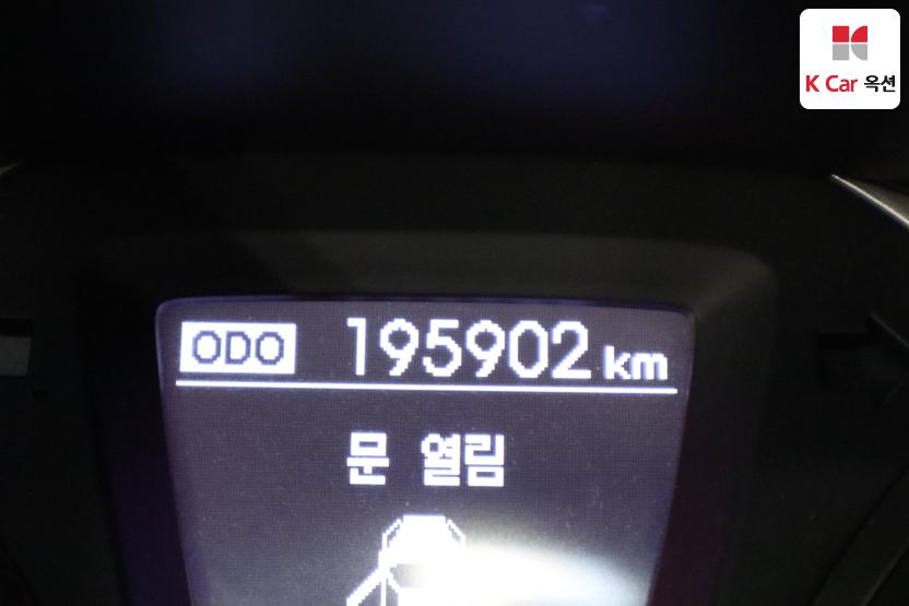 2012 - hyundai avante