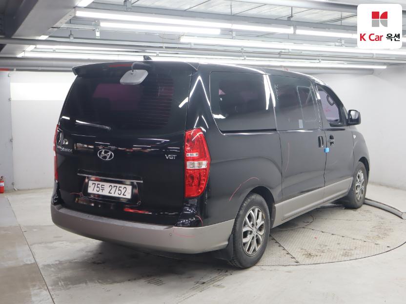 2018 - hyundai grand starex
