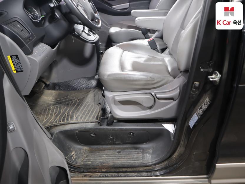 2018 - hyundai grand starex