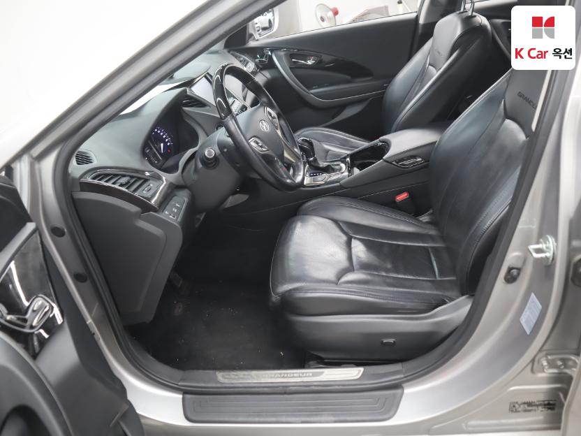 2011 - hyundai grandeur