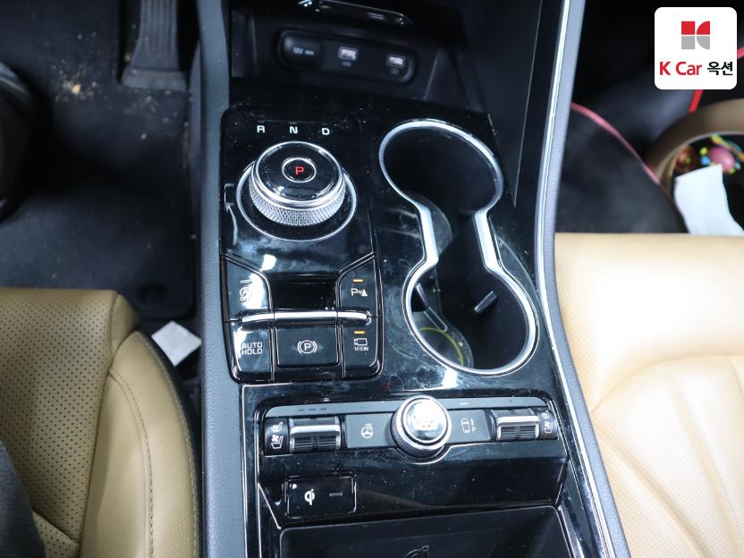 2022 - kia k5