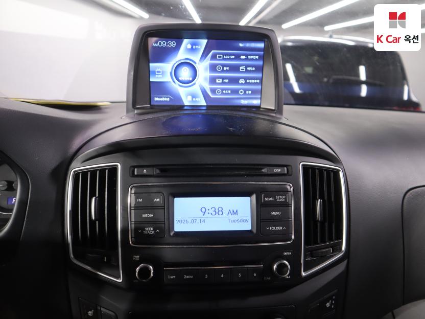 2017 - hyundai grand starex