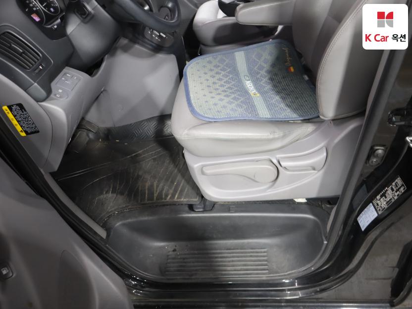 2017 - hyundai grand starex