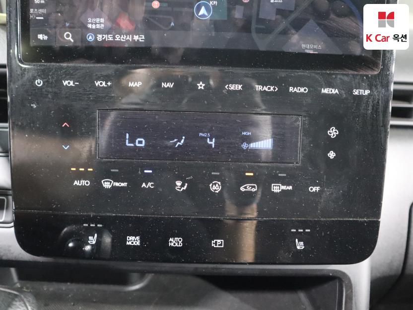 2022 - hyundai staria
