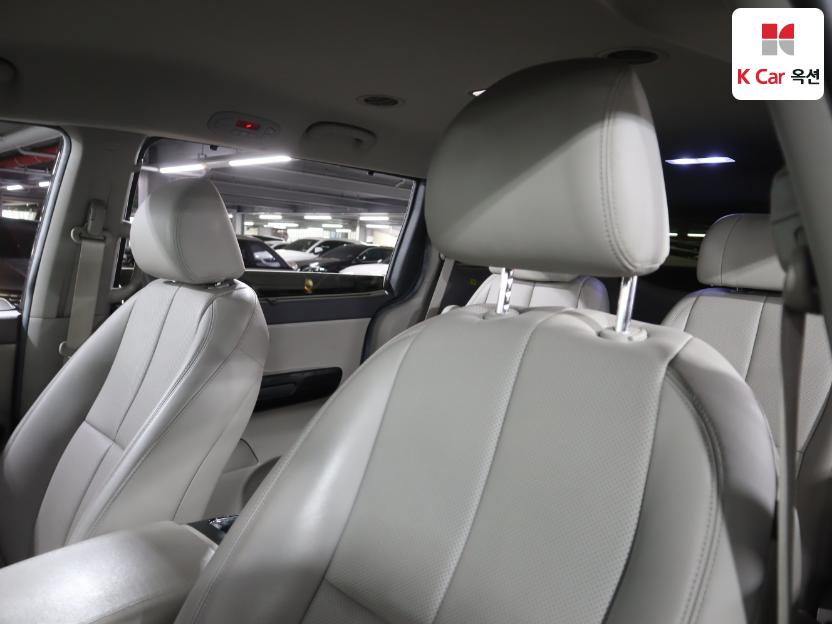 2016 - kia carnival