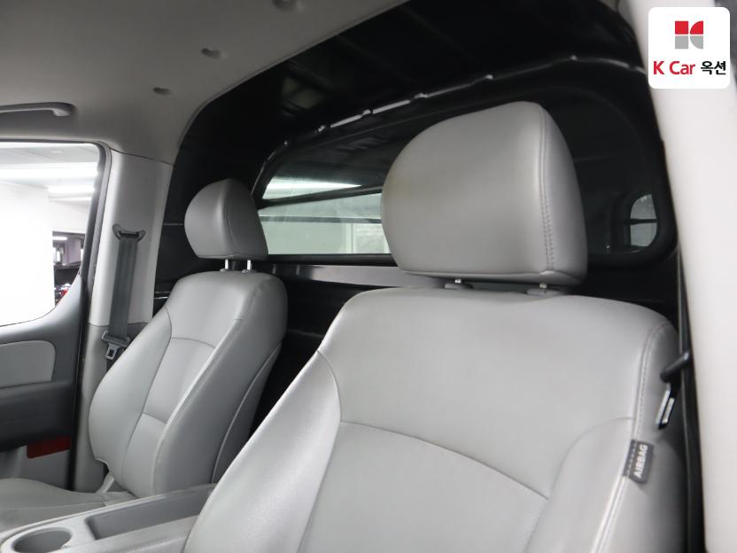 2021 - hyundai grand starex