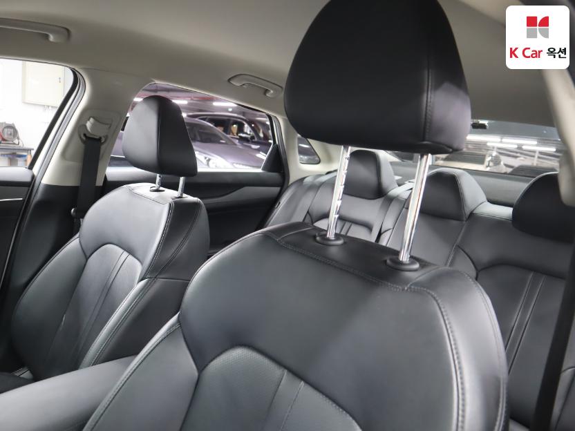 2022 - kia k5