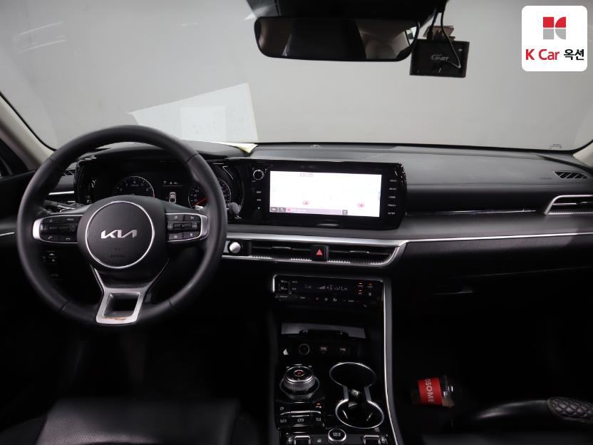 2022 - kia k5