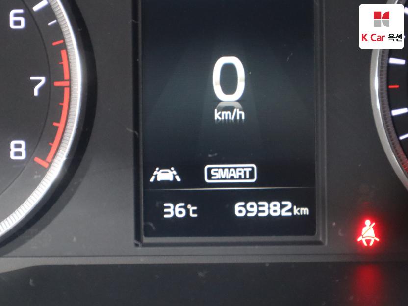 2022 - kia k5