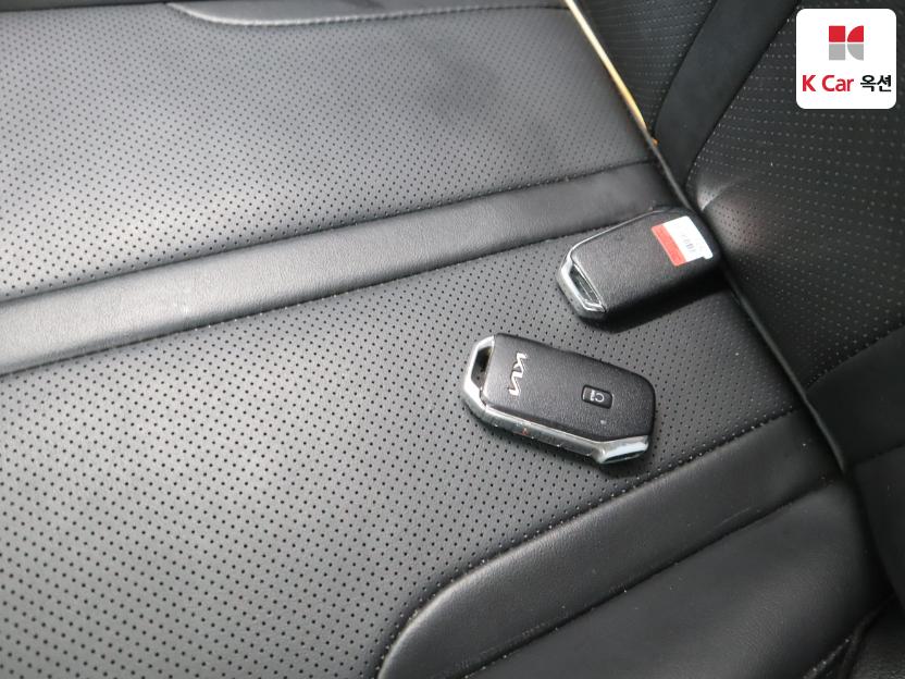 2022 - kia k5