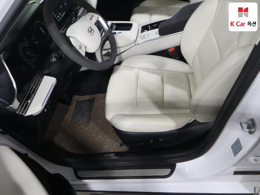 2022 - hyundai grandeur
