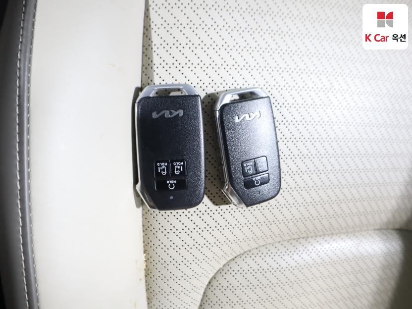 2023 - kia carnival