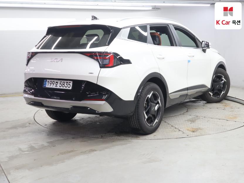 2025 - kia sportage
