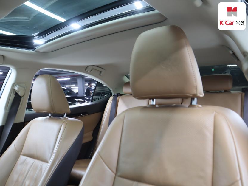 2018 - lexus es300h