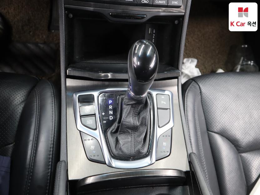 2015 - hyundai grandeur