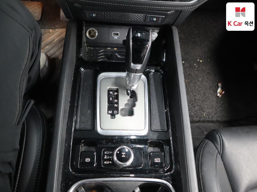 2018 - kg mobility (ssangyong) g4 rexton