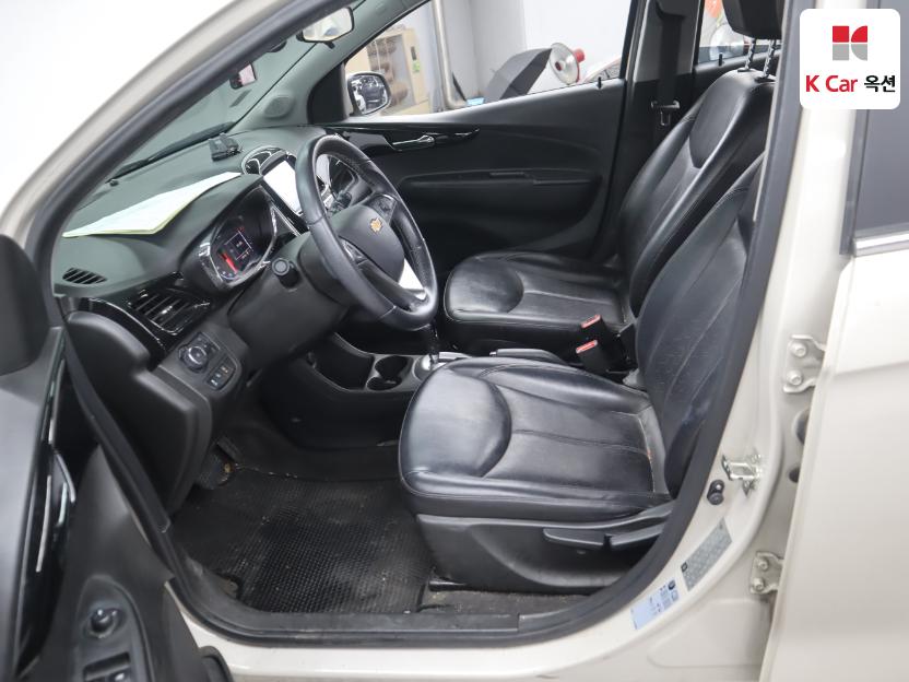 2016 - chevrolet spark