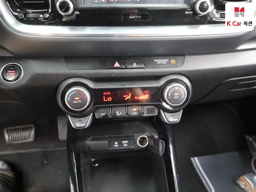 2020 - kia stonic