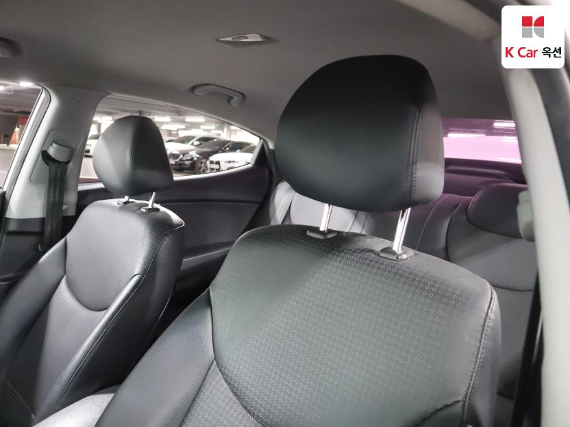 2014 - hyundai avante