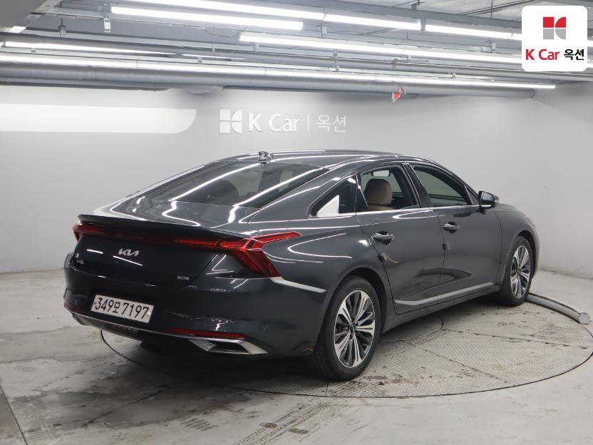 2022 - kia k8