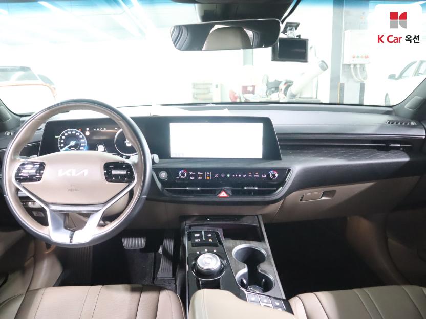 2022 - kia k8