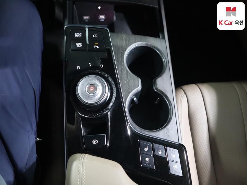 2022 - kia k8