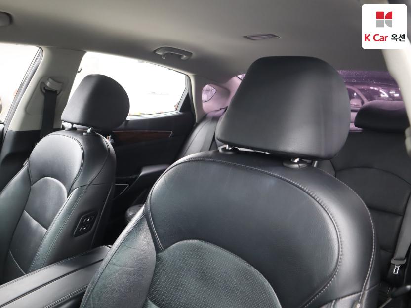 2017 - kia k7