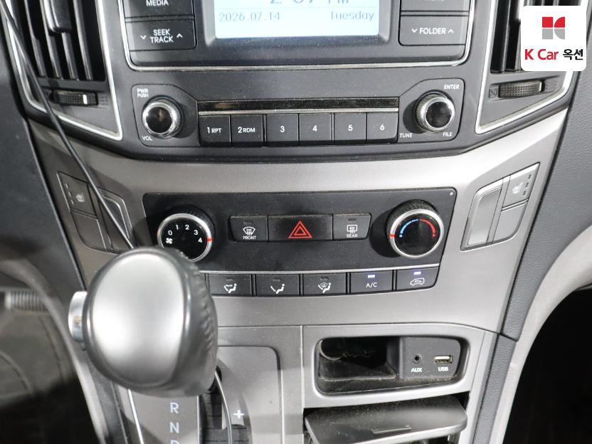 هيونداي Grand Starex 2021 — صورة 6