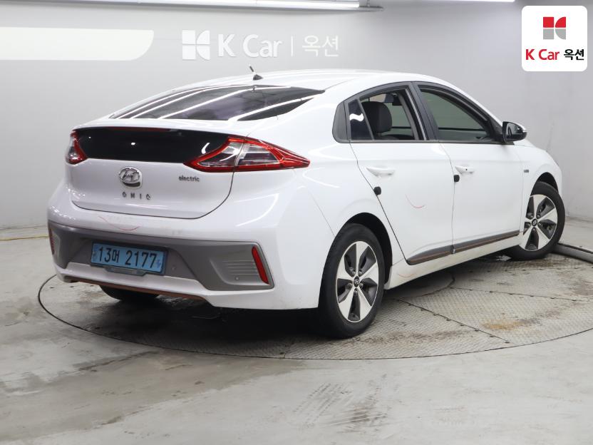 2018 - hyundai ioniq