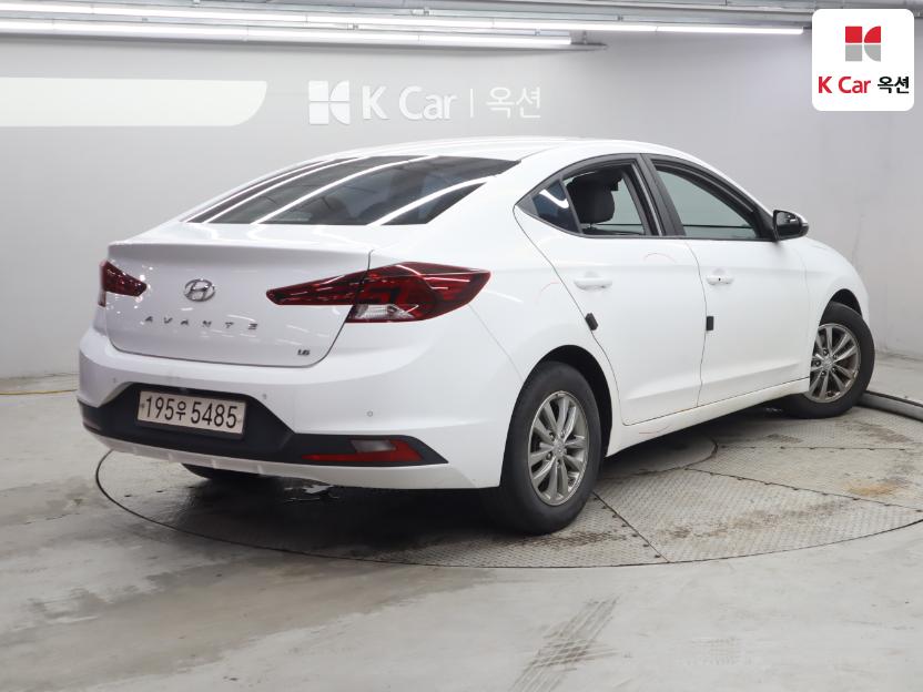 2020 - hyundai avante