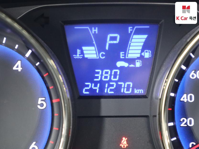 2011 - hyundai tucson