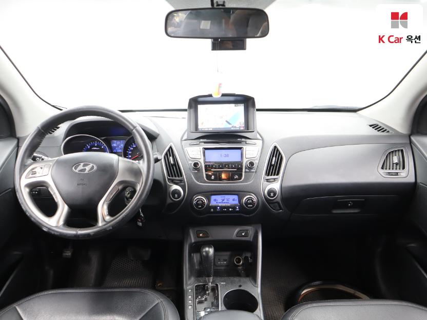 2010 - hyundai tucson