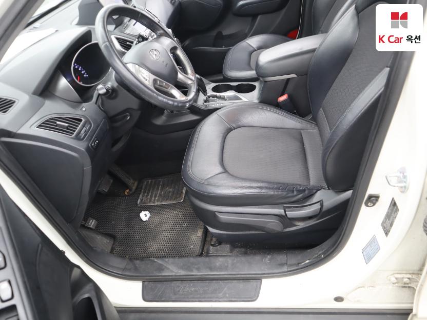 2010 - hyundai tucson
