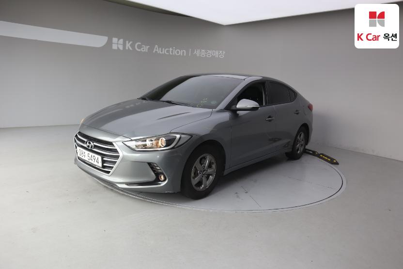 2018 - hyundai avante