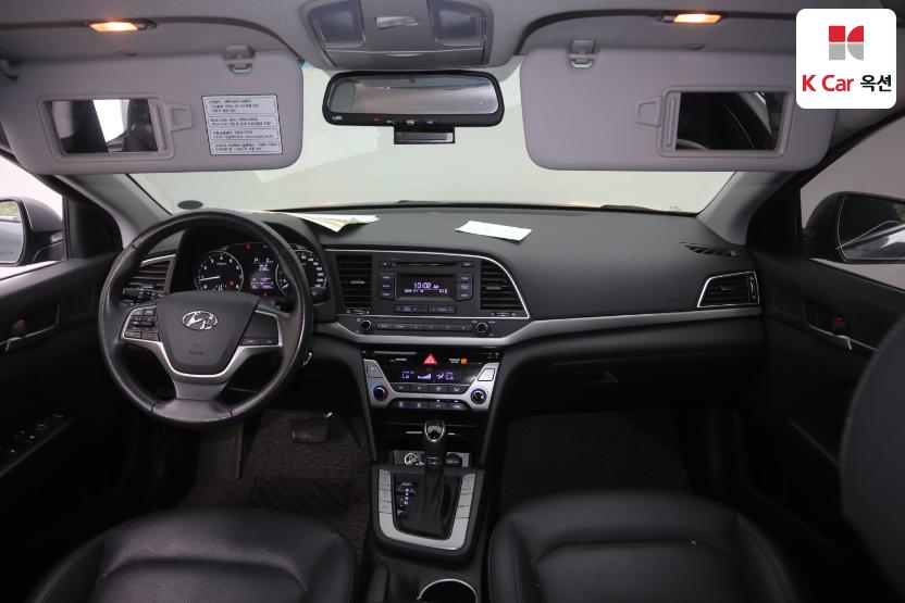 2018 - hyundai avante