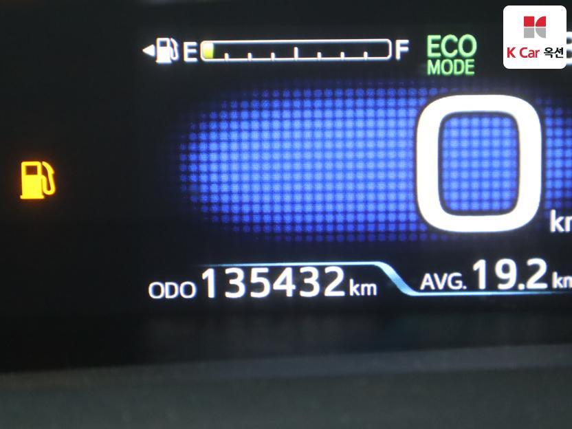 2017 - toyota prius