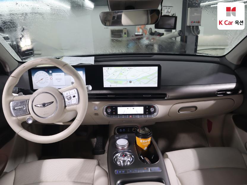 2022 - genesis gv60